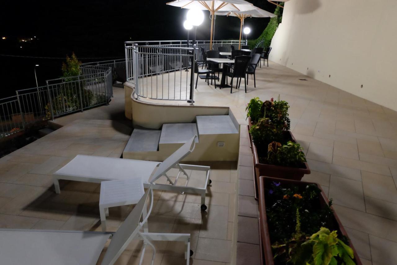 Albergo Elisa Comano  ภายนอก รูปภาพ